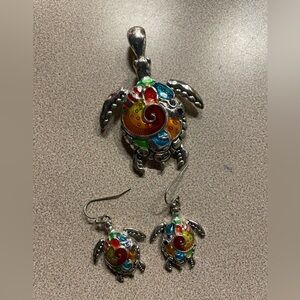 Beautiful Turtle Pendant & Earrings